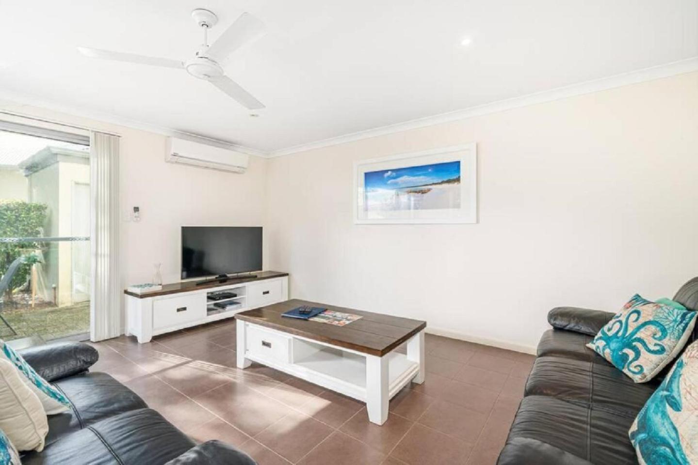 Maggies Beach House - Unit 56 At Cape View Resort Басселтон Экстерьер фото
