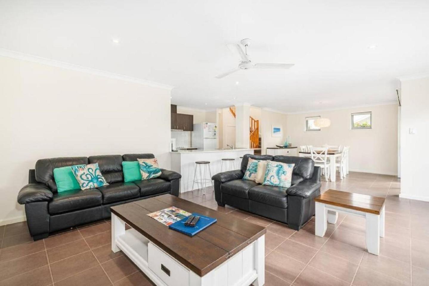 Maggies Beach House - Unit 56 At Cape View Resort Басселтон Экстерьер фото