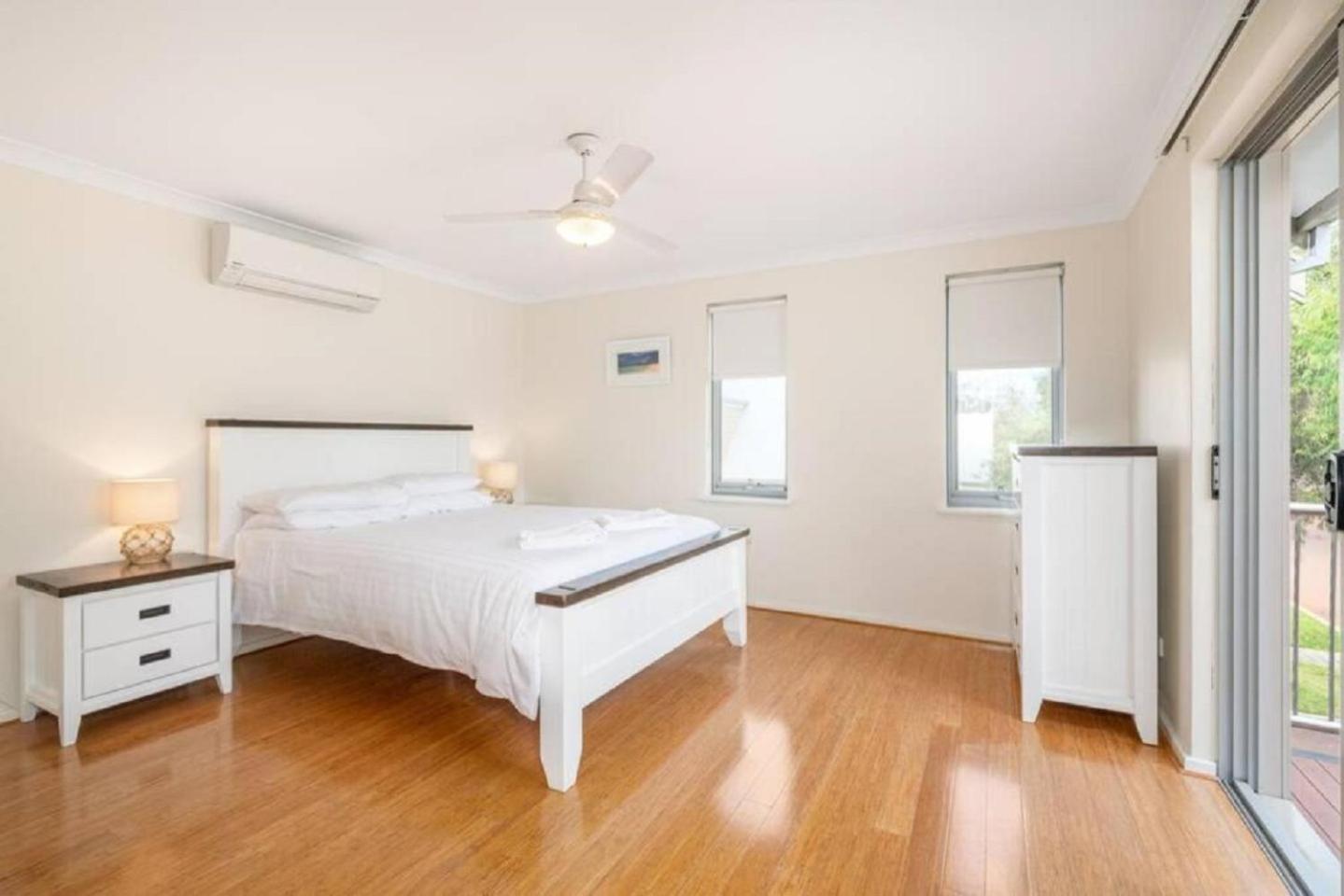 Maggies Beach House - Unit 56 At Cape View Resort Басселтон Экстерьер фото